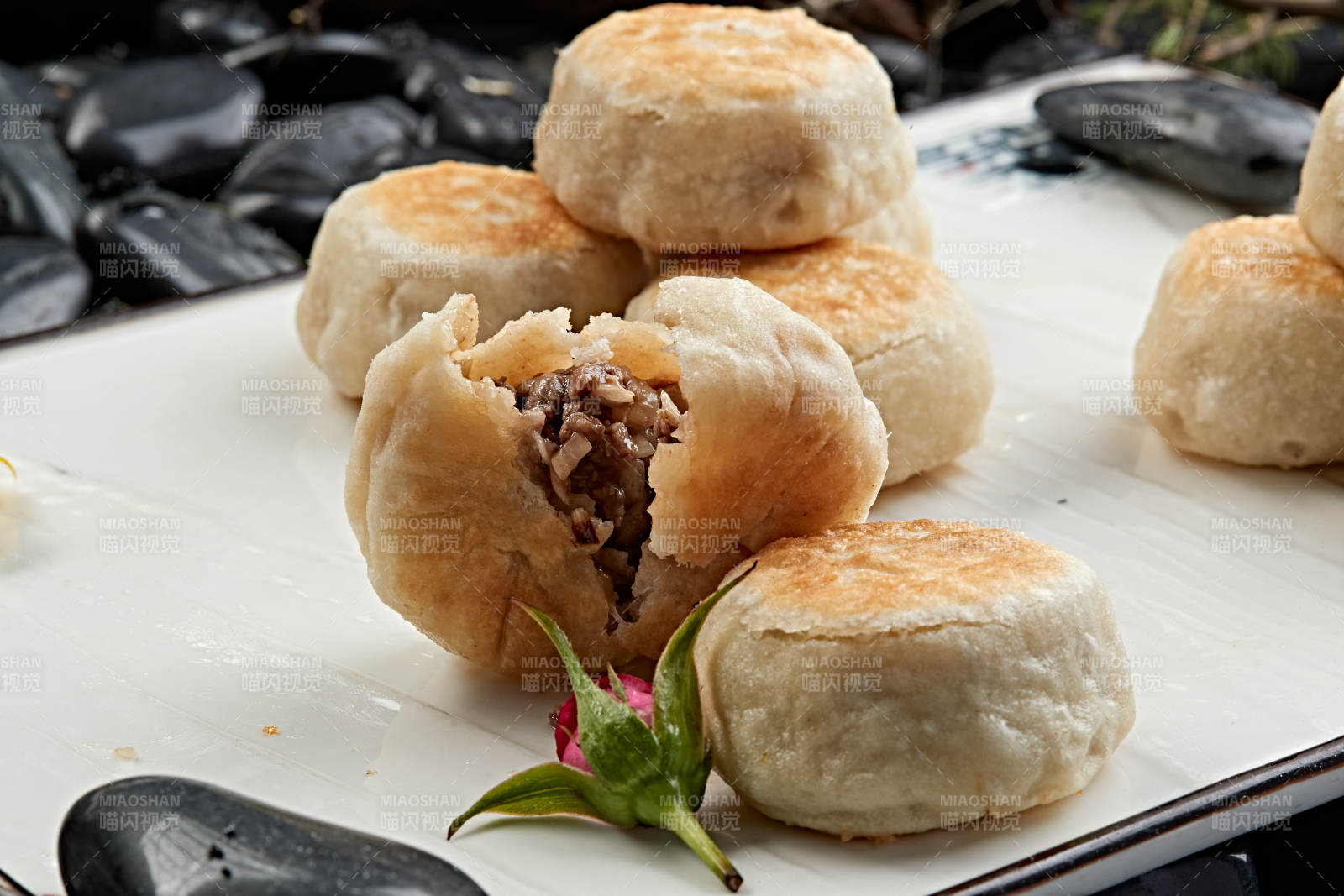 老北京传统牛肉门丁图片