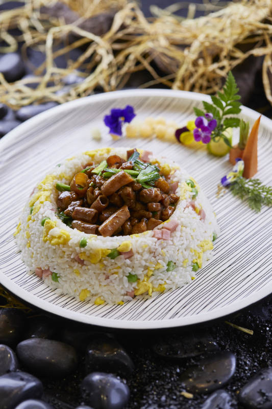 韭菜炒海肠盖扬州炒饭图片