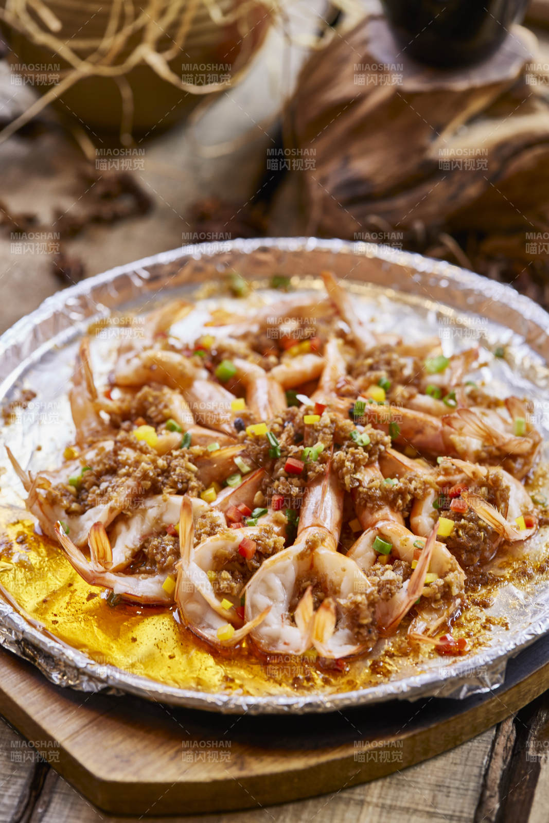 锡纸铁板蒜蓉开背虾图片