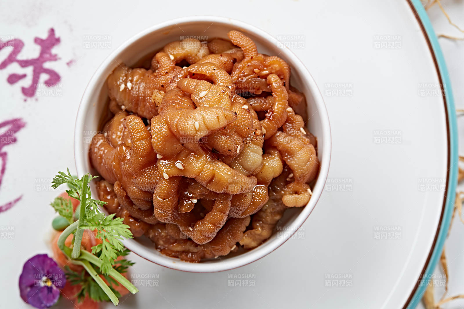 卤味脱骨凤爪图片