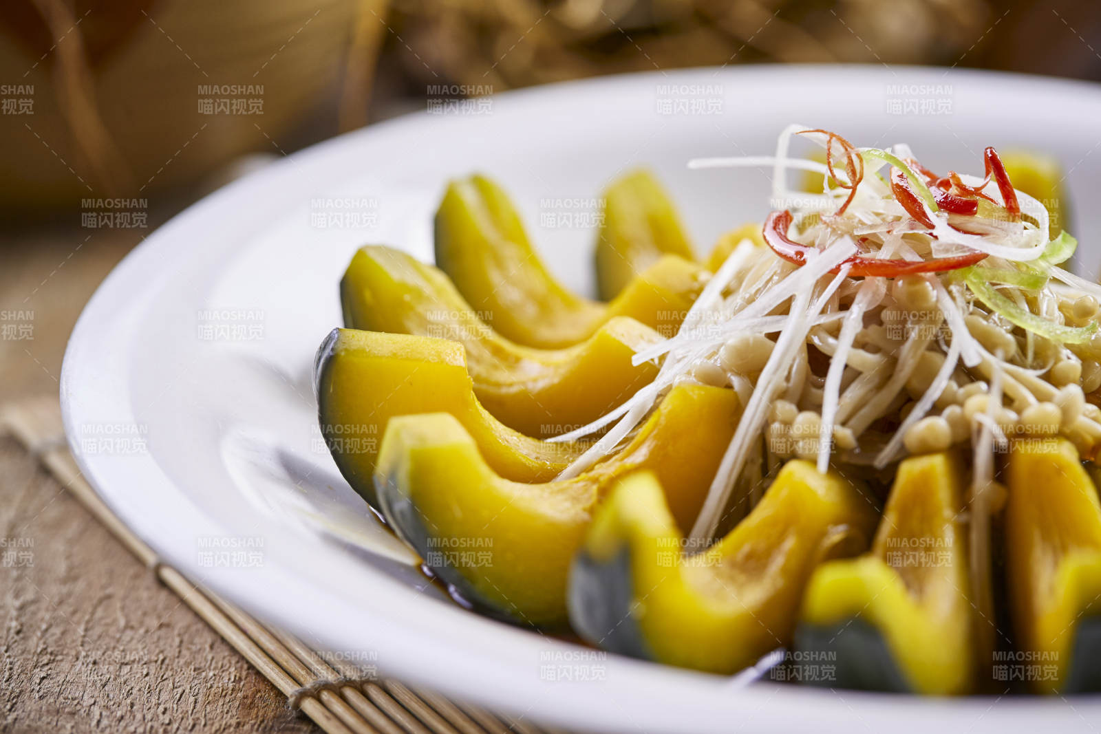 清蒸金针菇云南小南瓜图片