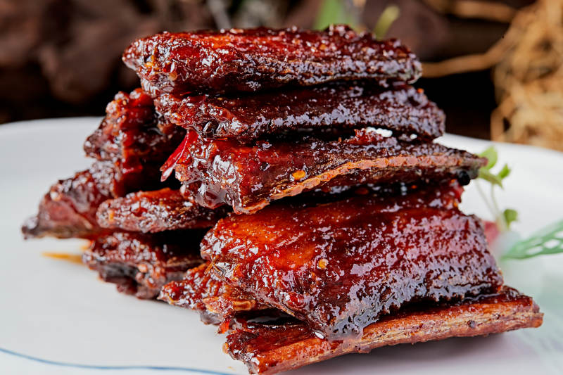 美味烟熏带鱼段图片