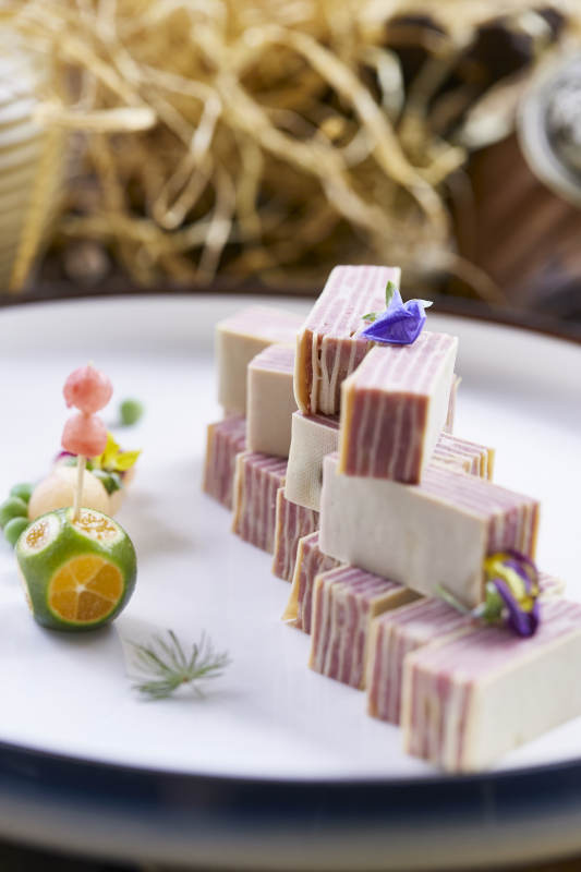 千层豆皮午餐肉图片