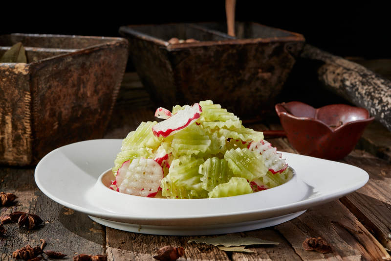 凉拌双脆芦笋樱桃萝卜图片