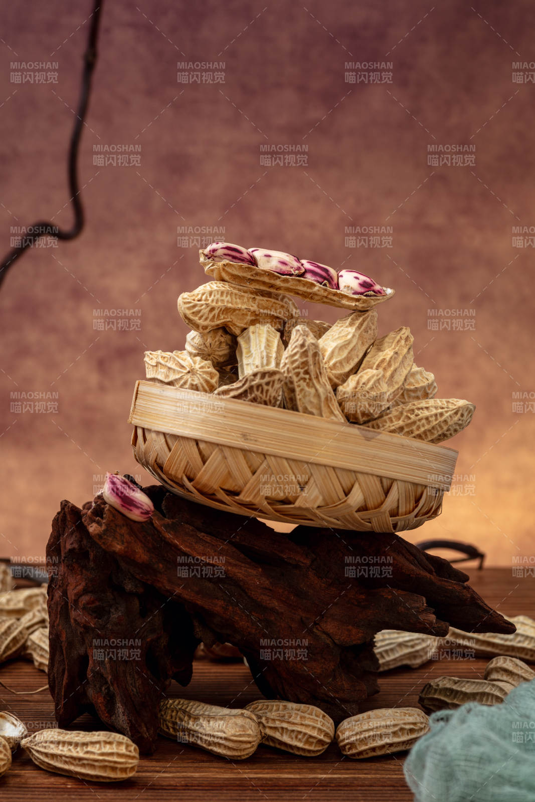 花生满篮 自然之味图片