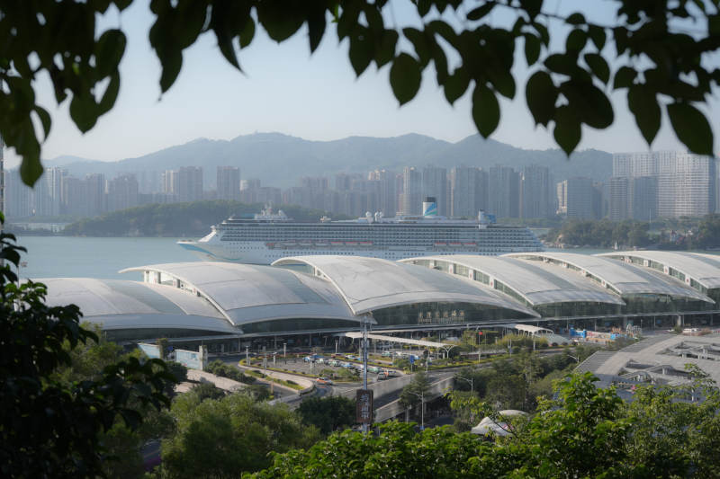 厦门邮轮中心港口航站楼远景图片