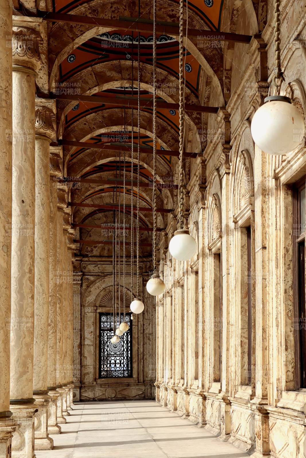 教堂长廊图片