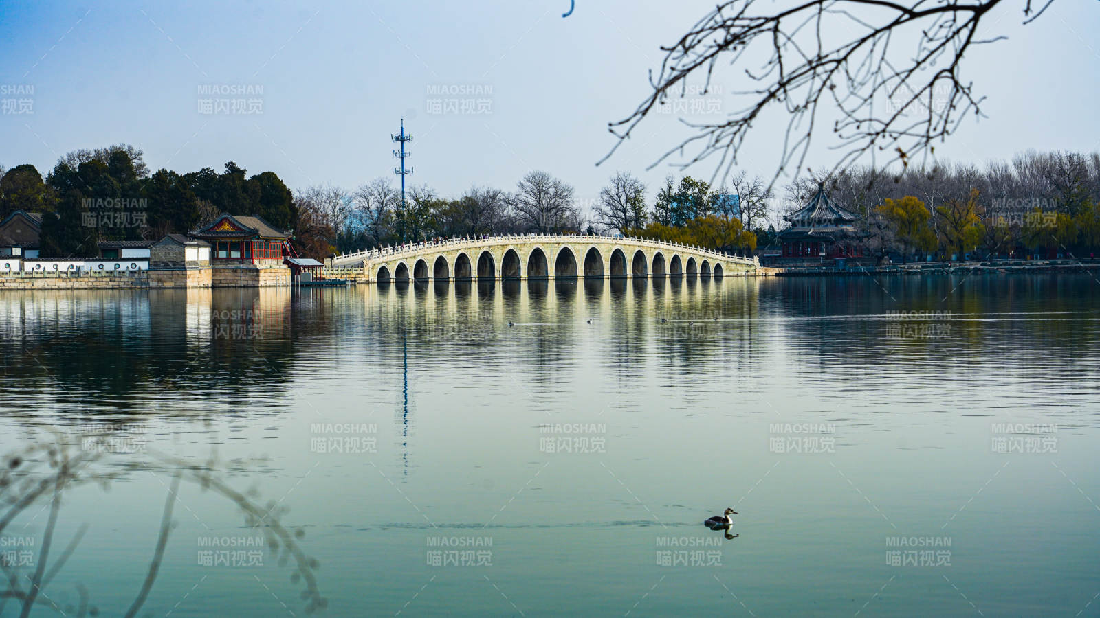 颐和园十七孔桥静水映景图片