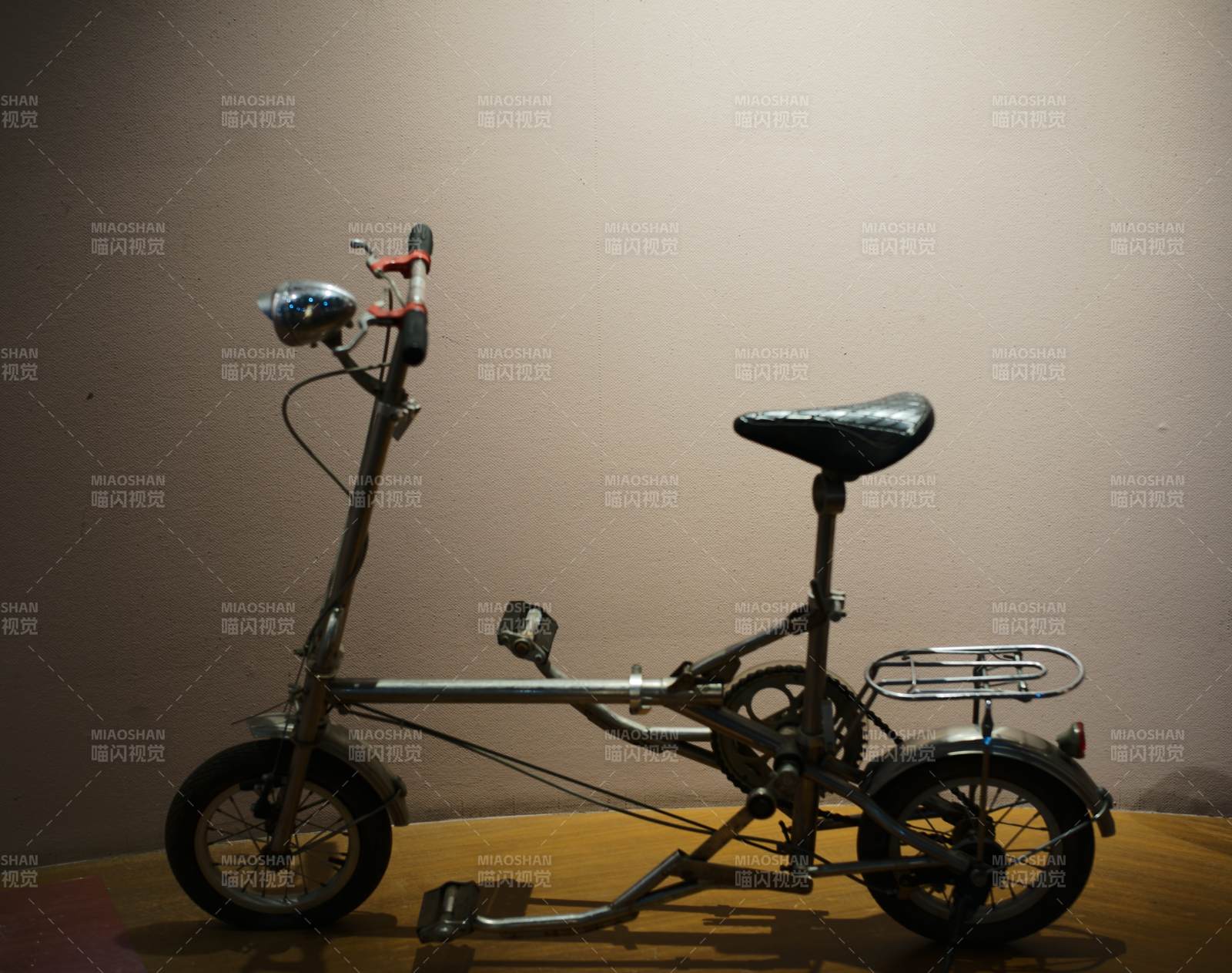 折叠自行车展示图片