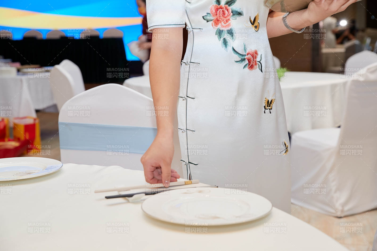 中餐餐桌礼仪与服务图片