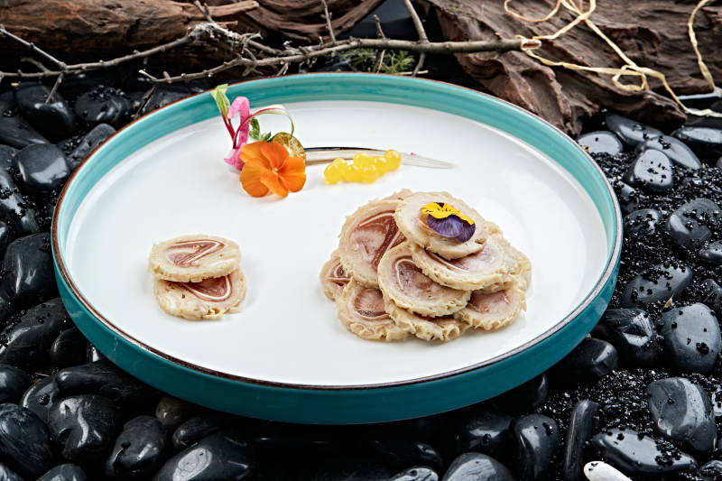 猪儿鱿鱼卷切片图片