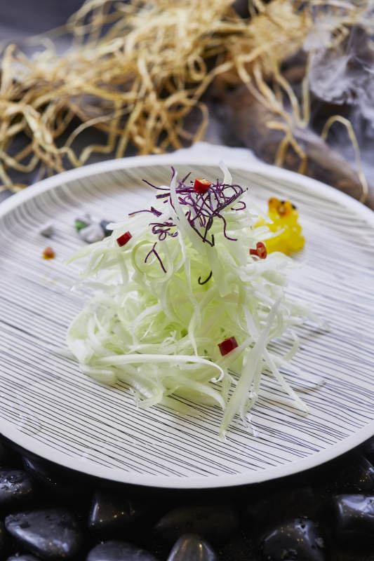 凉拌西芹丝图片