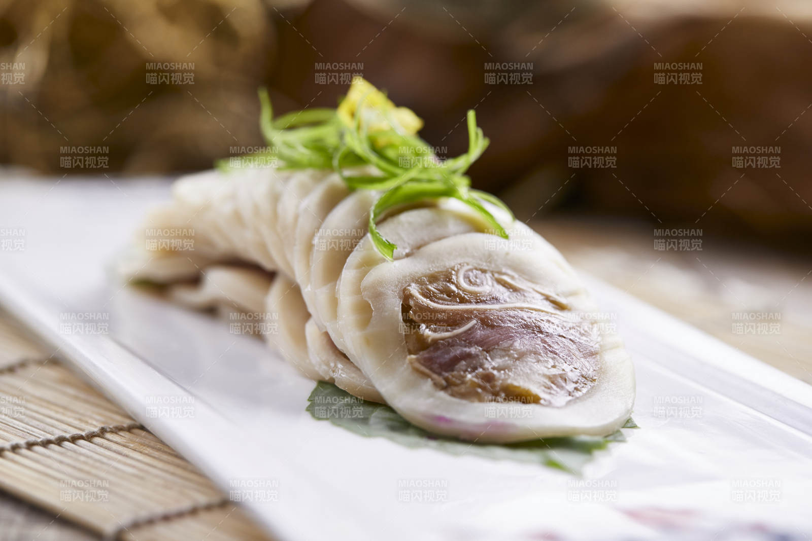 鱿鱼猪耳卷切片图片