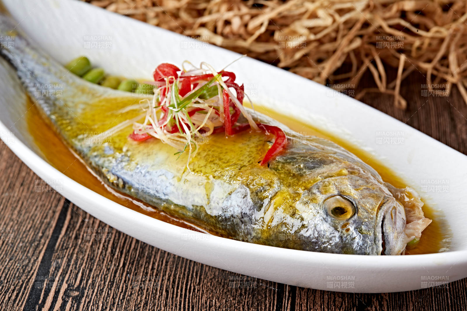 香蒸浓汤大黄鱼图片