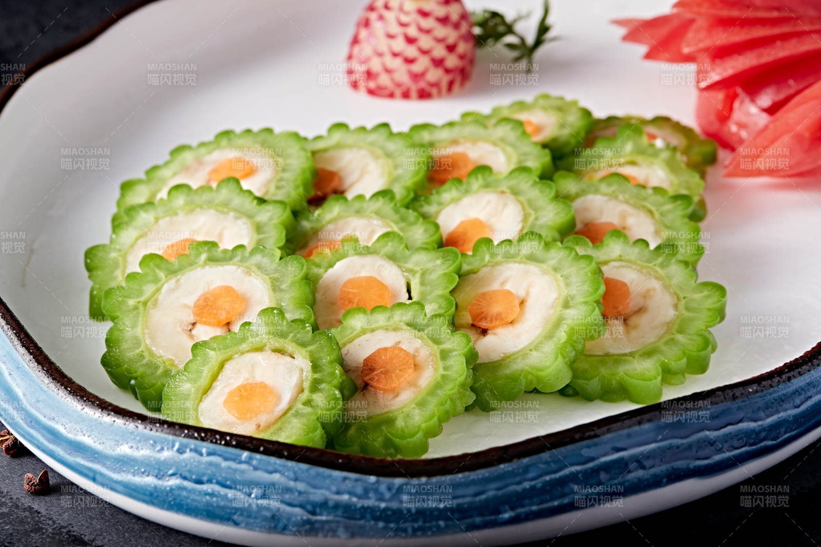 香蕉泥胡萝卜酿苦瓜图片