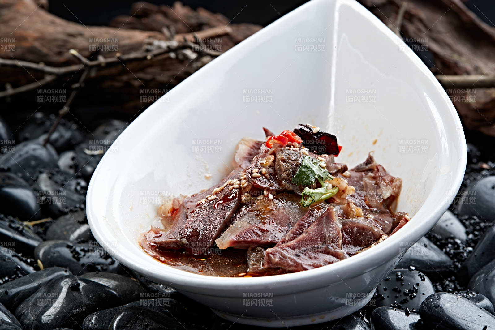 川味香辣牛腱子图片