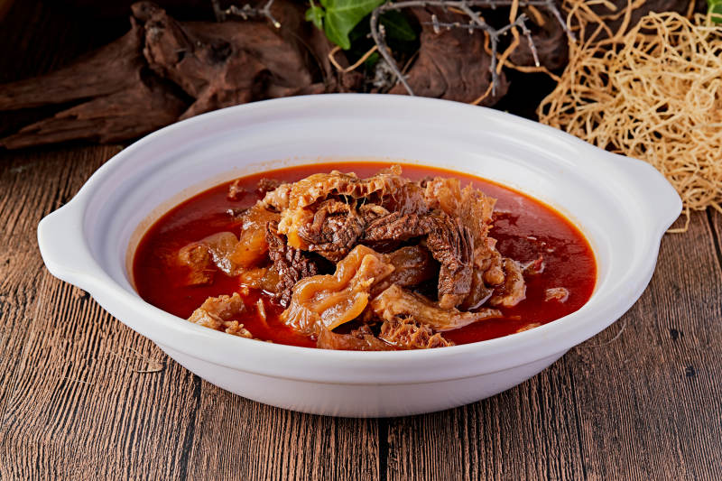砂锅西红柿炖牛三宝图片