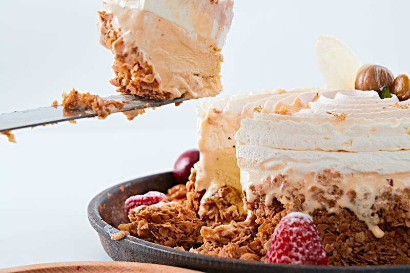 香烤坚果碎烧板栗金箔冰激凌蛋糕图片