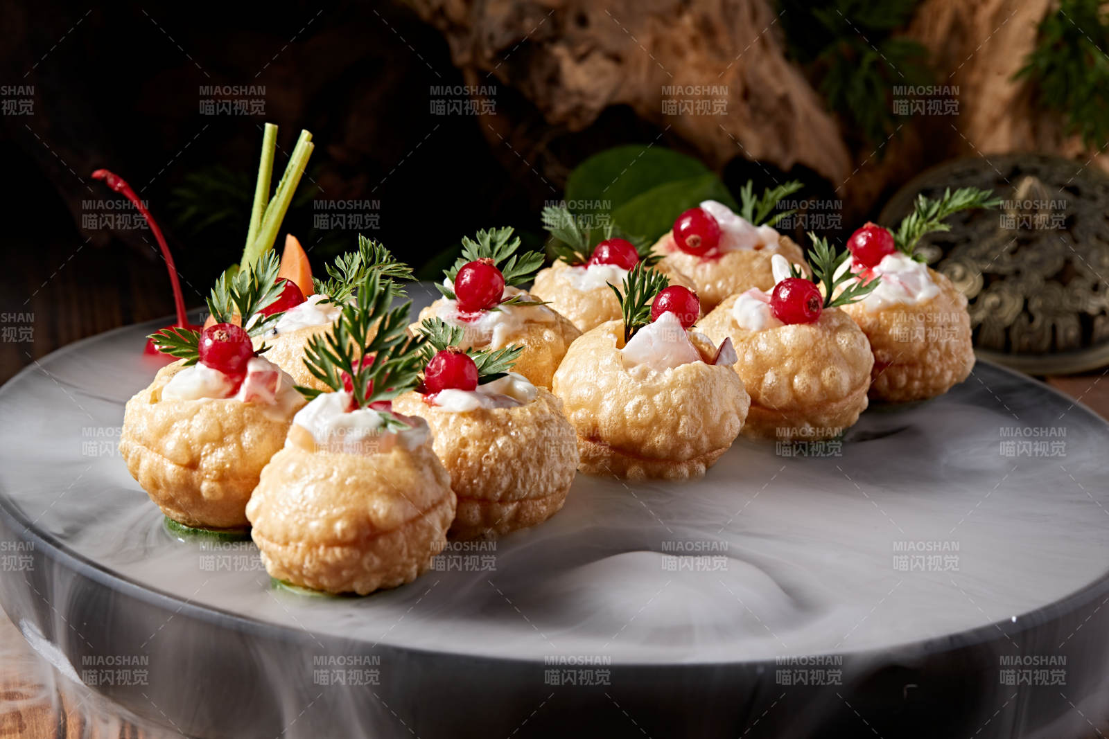 鲷鱼刺身沙拉果味脆皮球图片