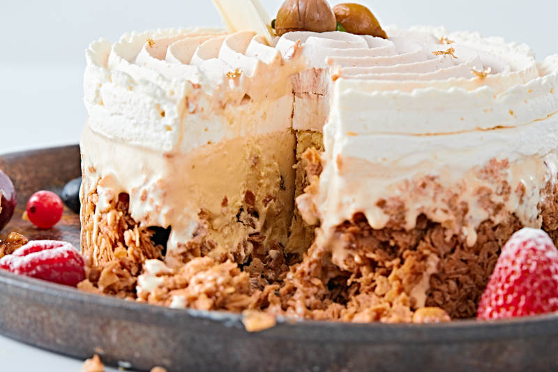 香烤坚果碎烧板栗金箔冰激凌蛋糕图片