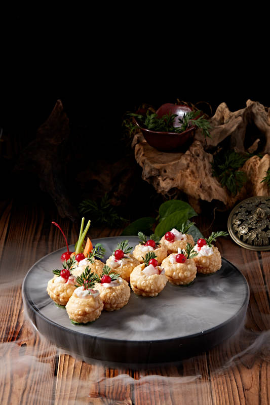 鲷鱼刺身沙拉果味脆皮球图片