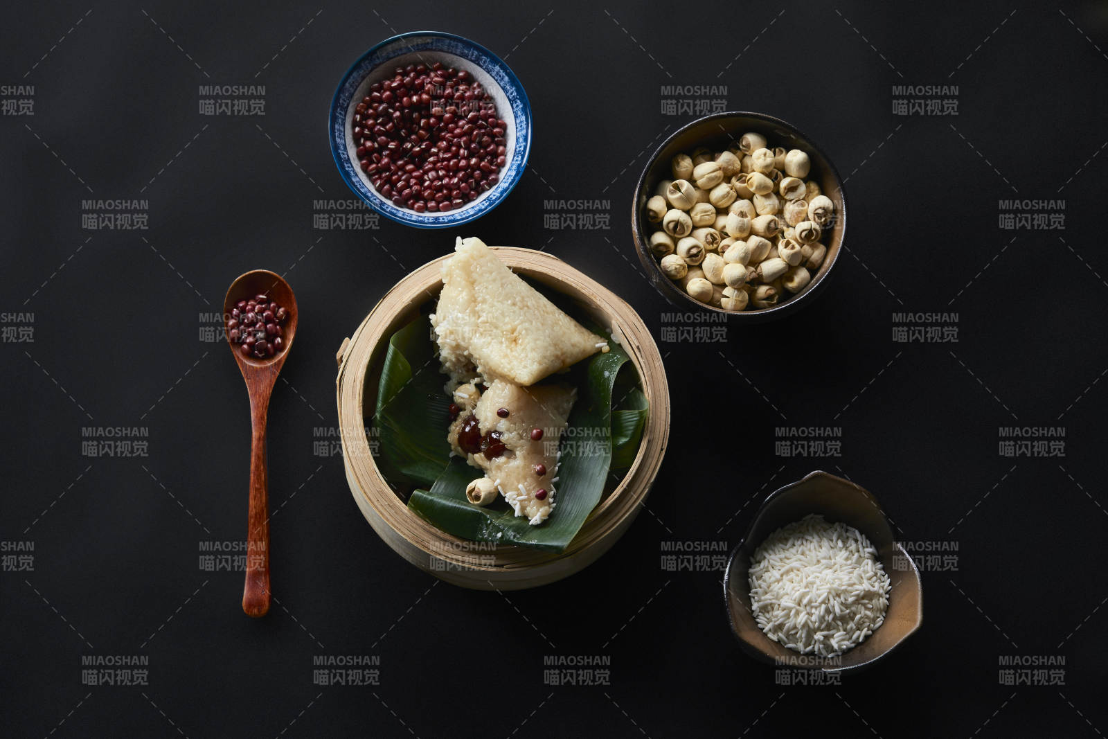 端午节的粽子和原材料图片