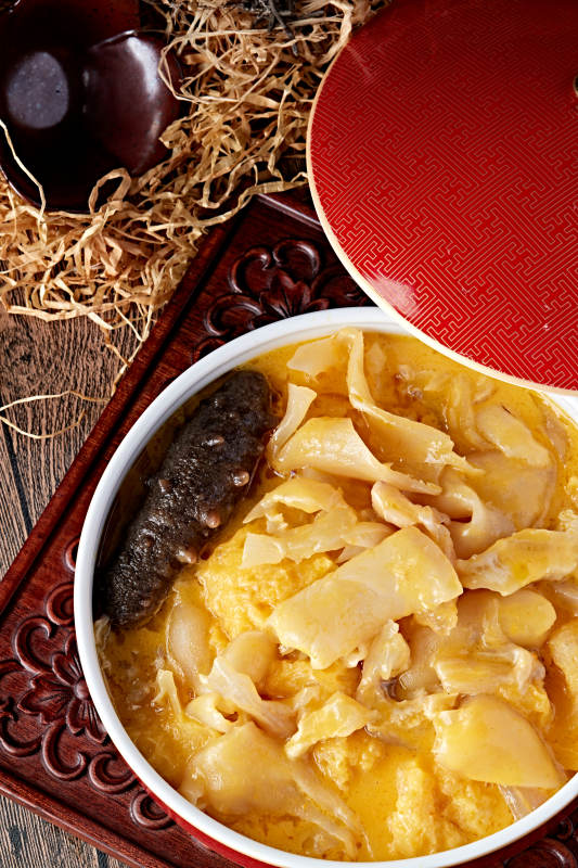 燕鲍翅浓汤四宝图片