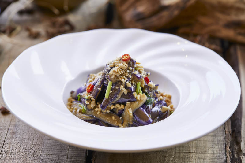 特色花生碎拌茄柳图片