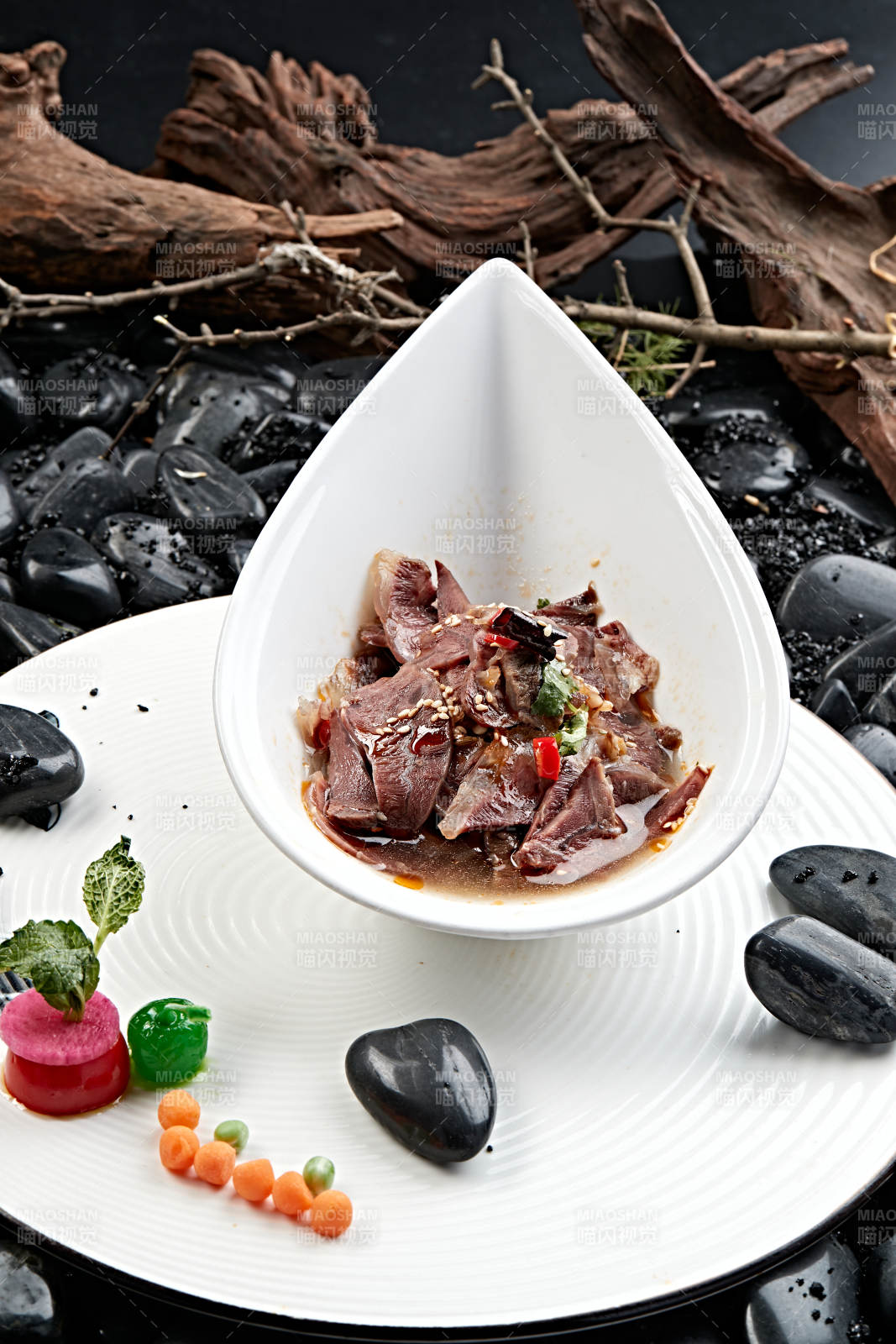 川味香辣牛腱子图片