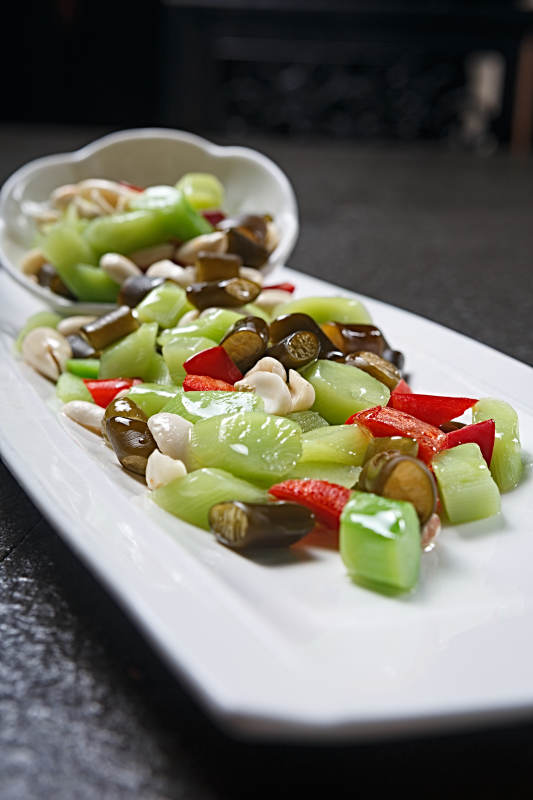 芦笋彩椒山珍菌丁图片