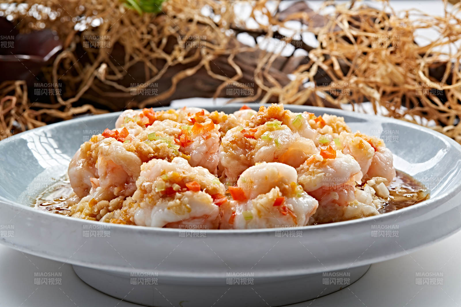 酸菜烧大虾球图片