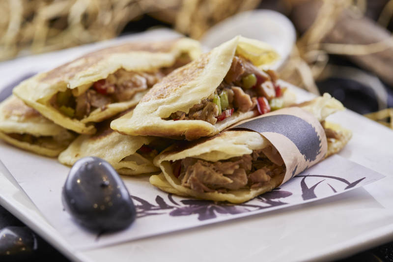 河间驴肉火烧驴肉口袋饼图片