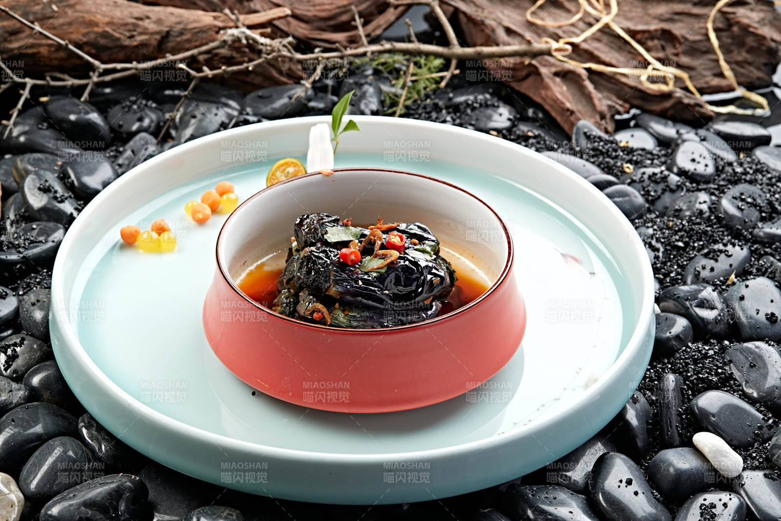 红油酱香小茄子图片