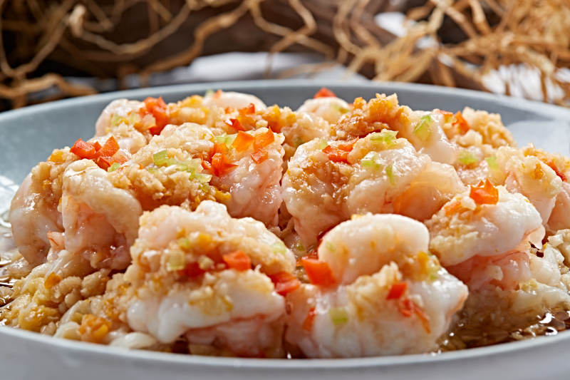 酸菜烧大虾球图片