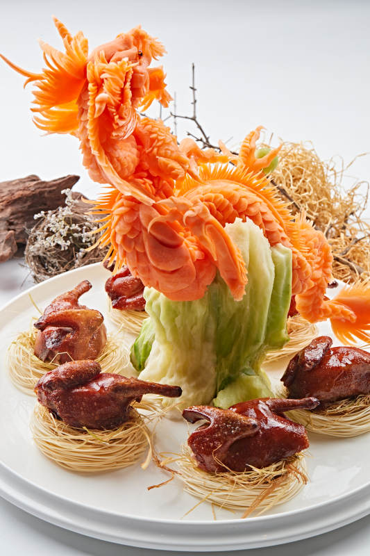 金牌烤乳鸽图片