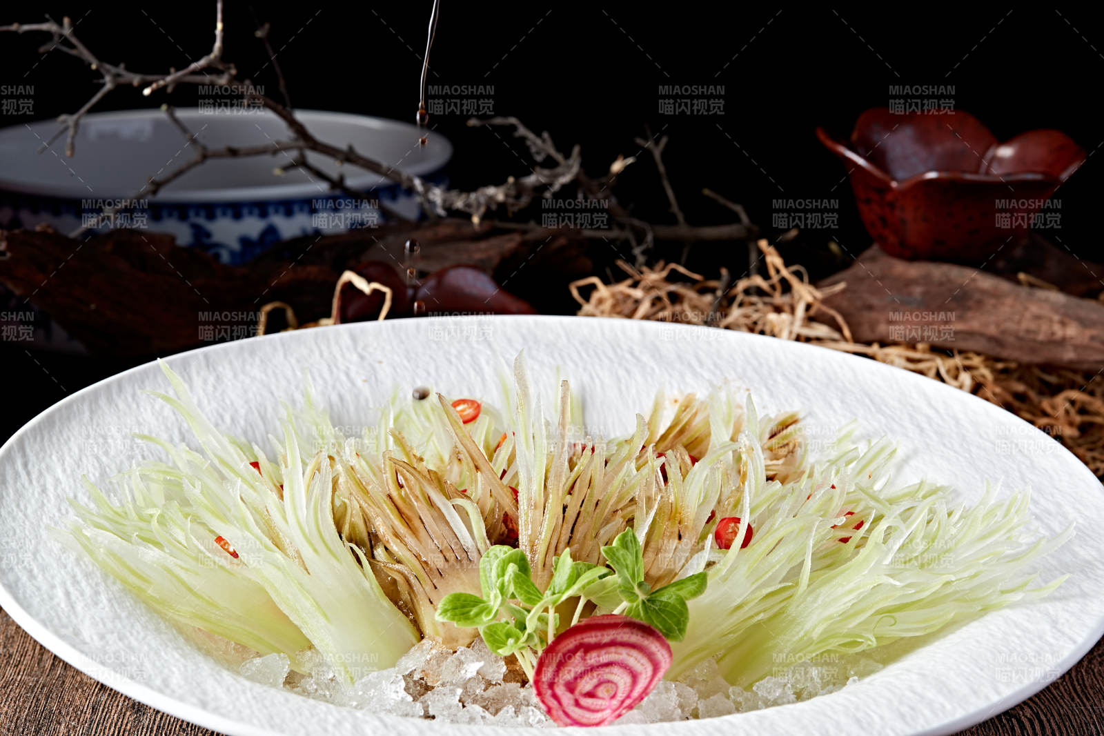 孔雀开屏西芹丝图片