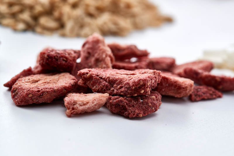 美味健康的营养早餐坚果混合烤燕麦图片