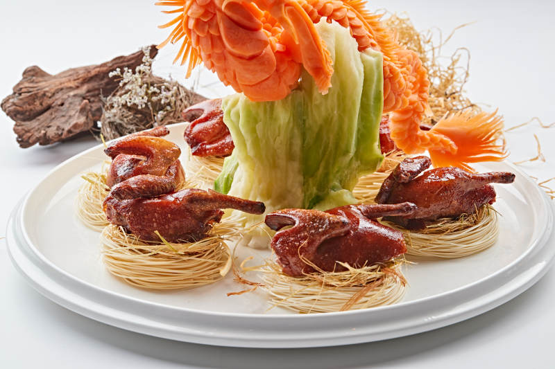 金牌烤乳鸽图片