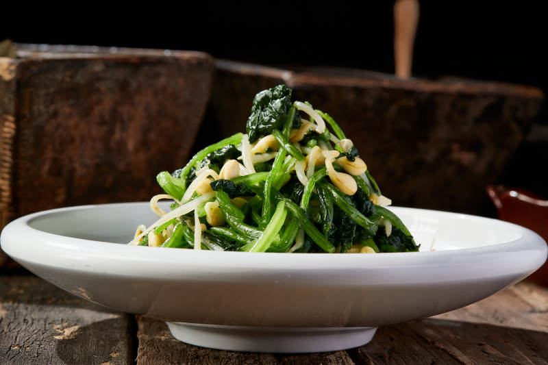 开胃小菜菠菜拌豆芽图片