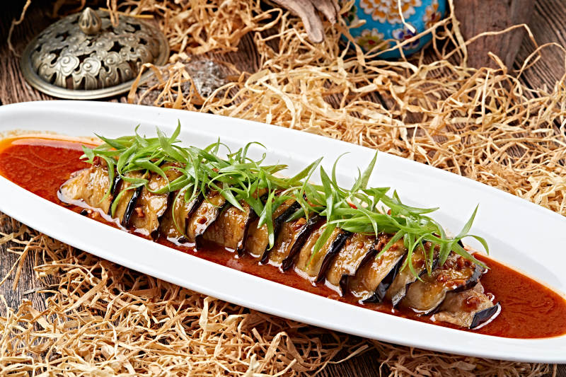 红油川香鱼香茄子图片