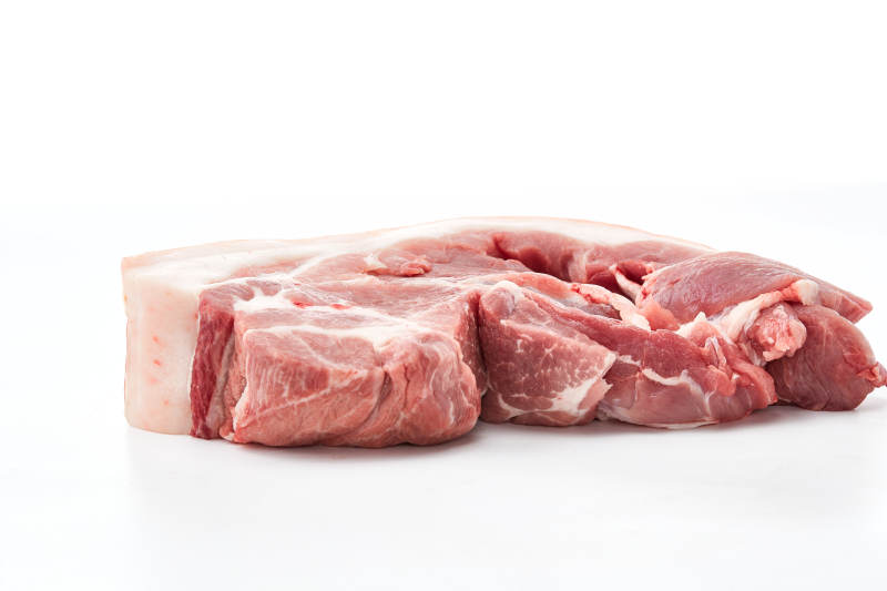 检疫合格的屠宰生鲜猪肉图片