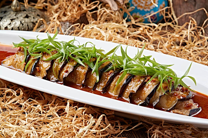 红油川香鱼香茄子图片