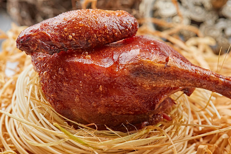 金牌烤乳鸽图片