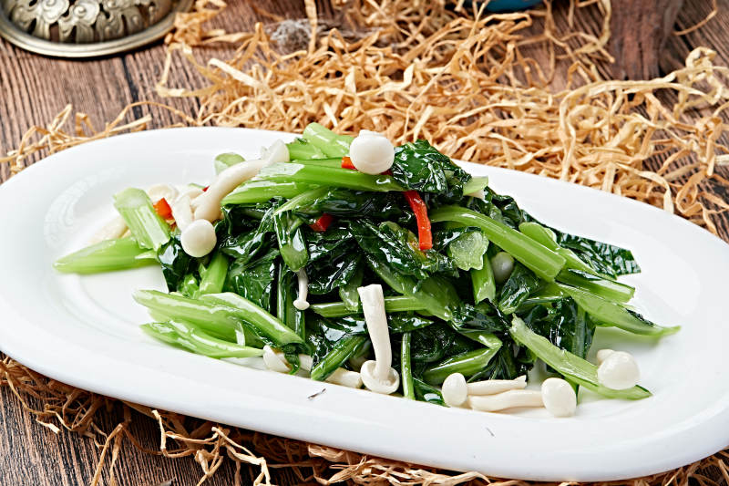 炝炒菜心海鲜菇图片