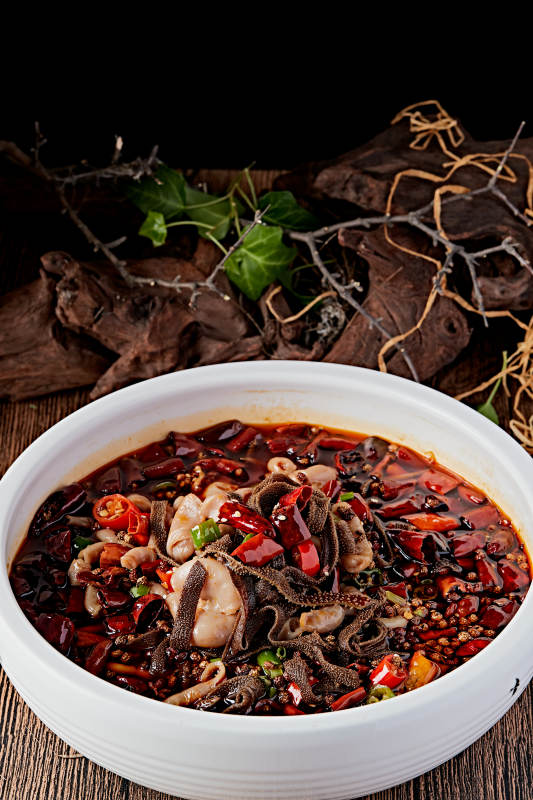 香辣肥肠水煮毛肚图片