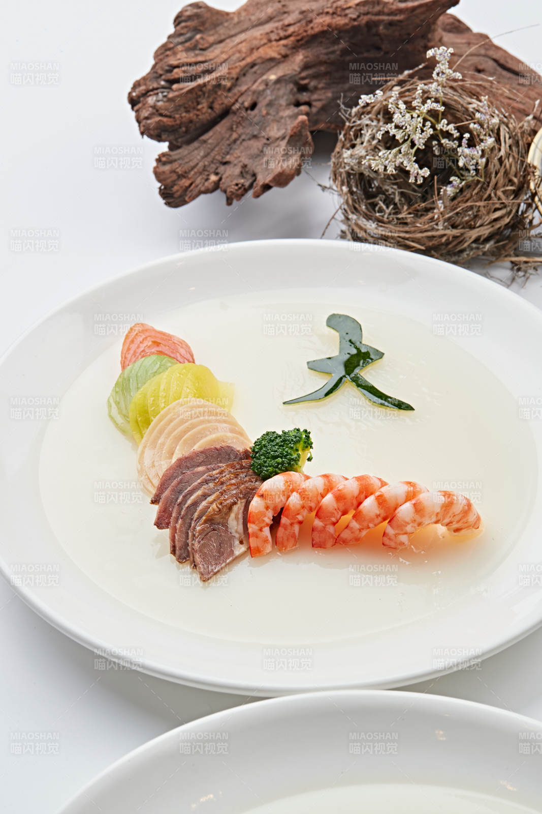 制作精美的艺术凉菜图片