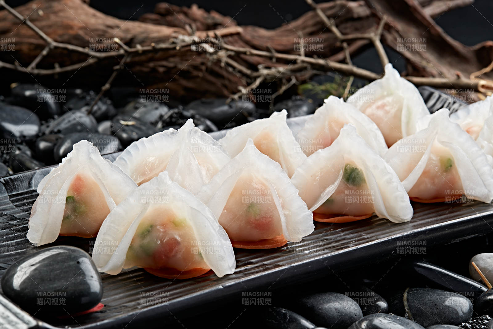 港式水晶虾饺图片