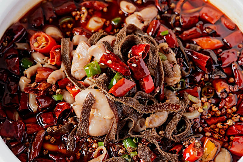 香辣肥肠水煮毛肚图片