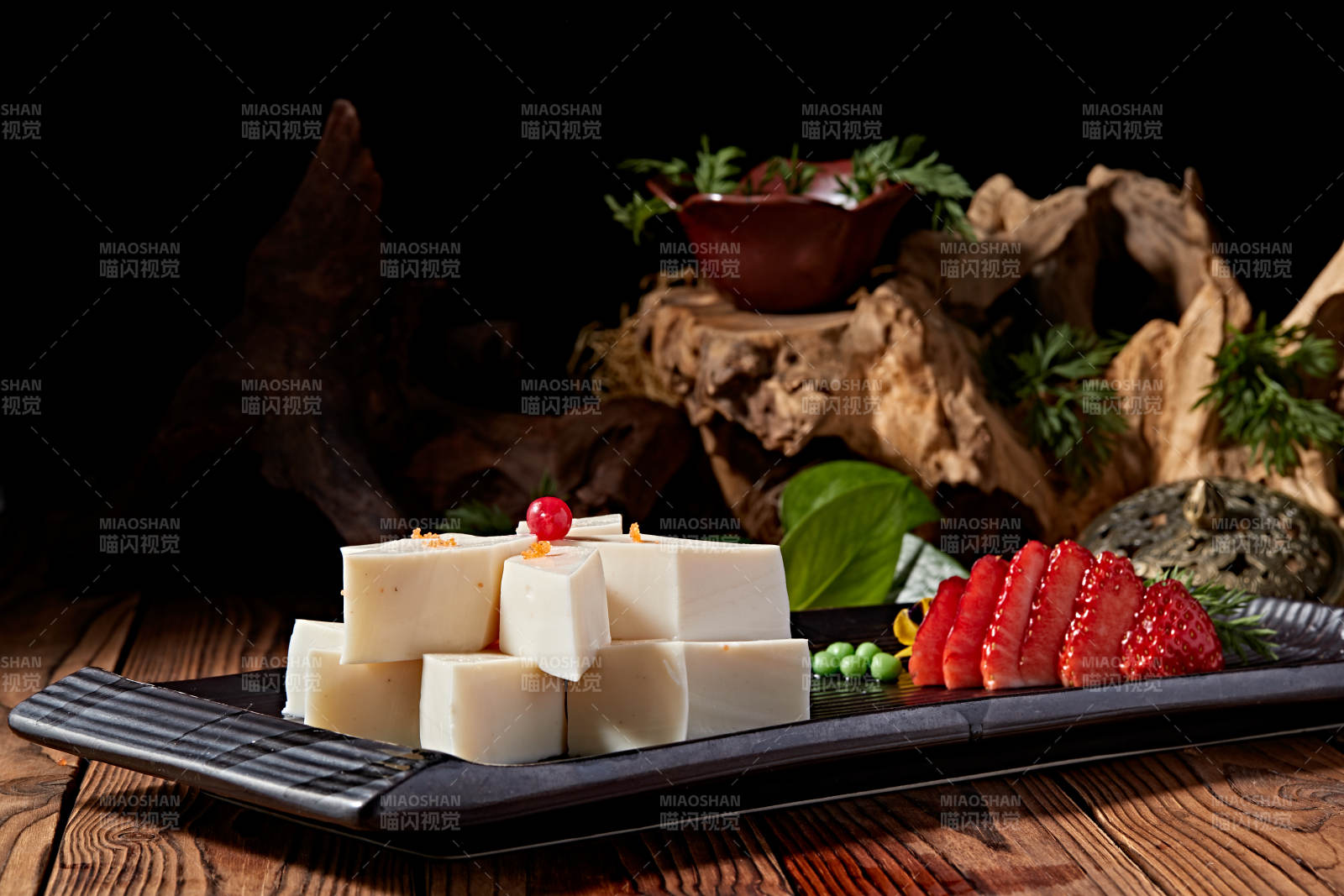 小吃甜品椰奶糕图片