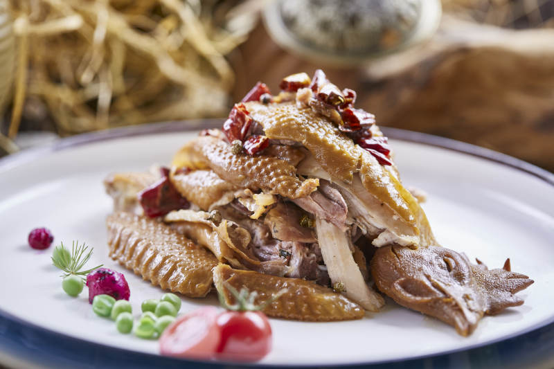 手撕卤味北京油鸡半只图片